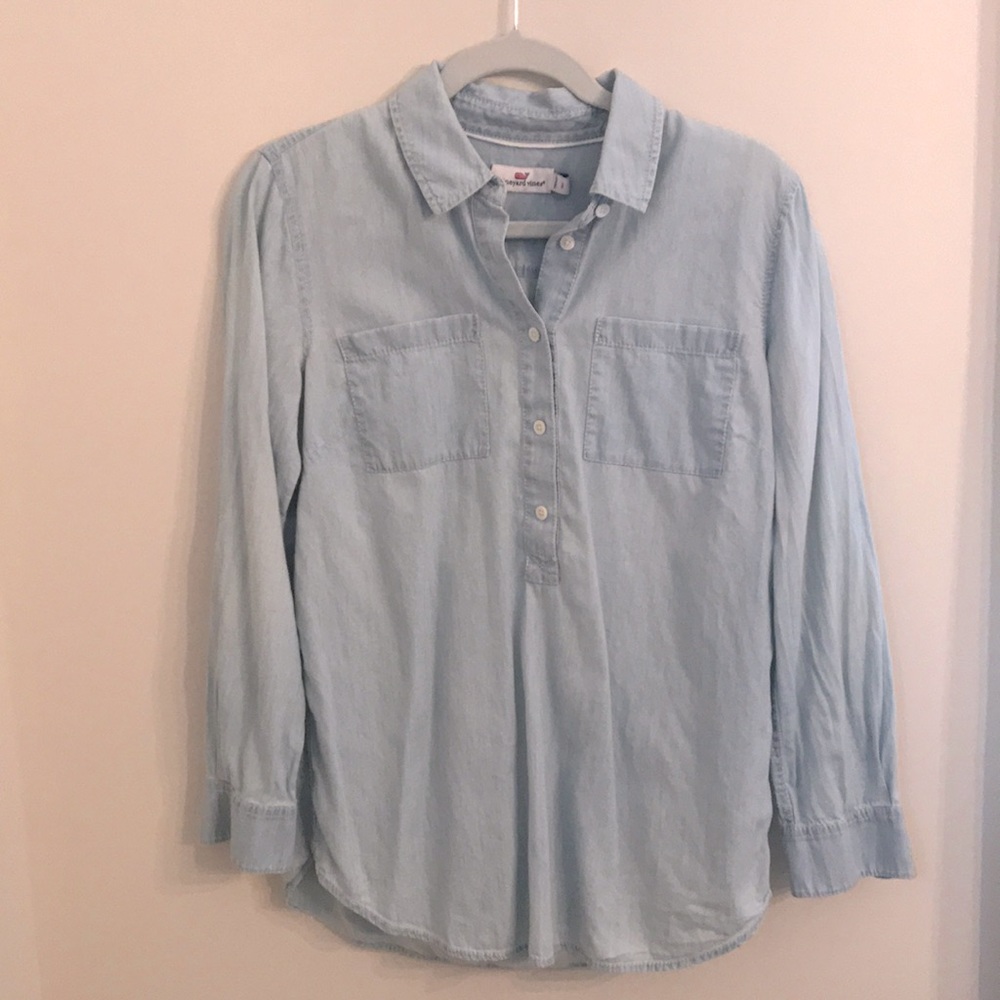 Vineyard vines top